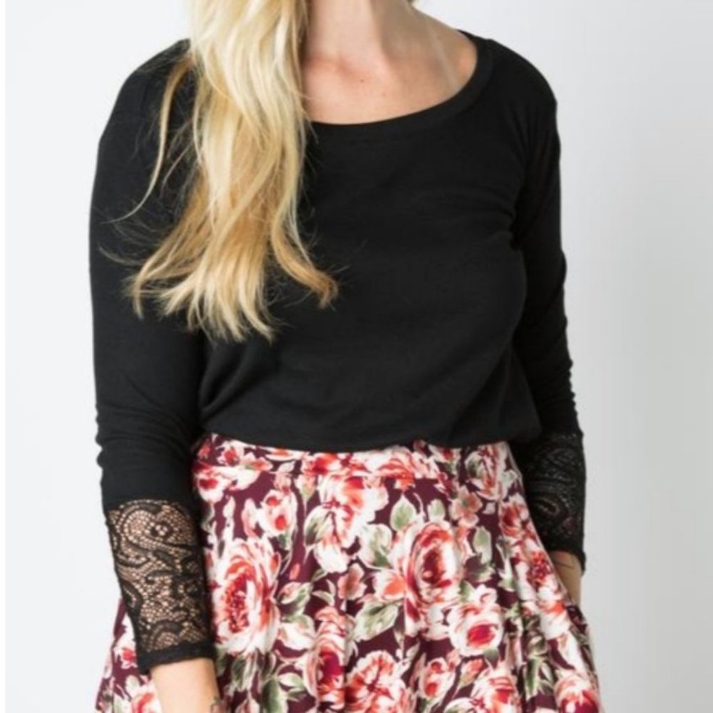 Amelia James NWT Black Tee XXL - Picture 2 of 7